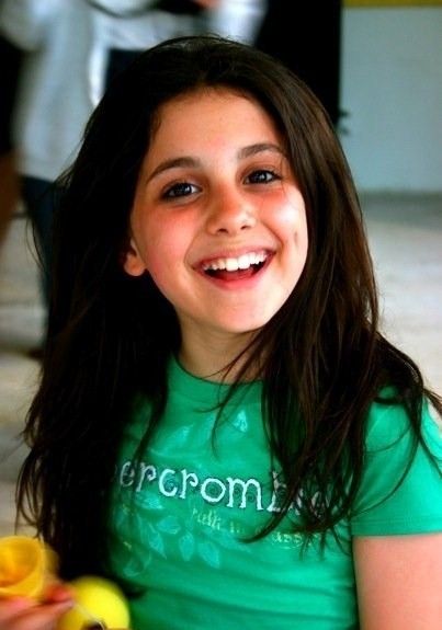 Ariana Grande childhood photo Ariana Grande Baby, Ariana Grande Fans, Ariana Grande Cute, Ariana Grande Style, Ariana Grande Photoshoot, Ariana Grande Photos, Ariana Grande Pictures, Ariana G, Childhood Photos