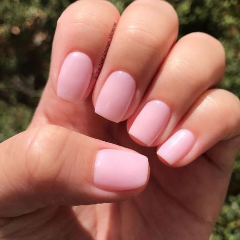 Pink nails | pink nail polish | pink OPI nail polish | Essie nails | nail inspo Opi Pink Nail Polish, Pink Nails Opi, Shine Nails, Pink Nail Polish, Easter Nails, Essie Nail, Pink Nail, Nagel Inspo, Opi Nails