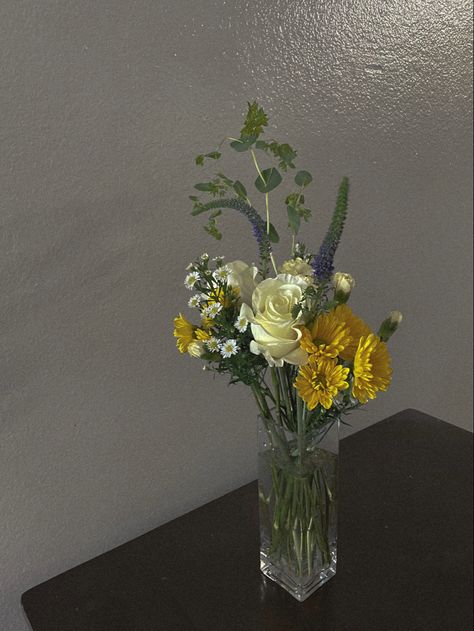 Flowers, yellow flowers, mother’s day Trader Joe’s Flower Arrangement, Trader Joe’s Bouquet, November Flower, Alpha Gam, Wedding 2025, June Wedding, Trader Joe’s, Trader Joe, Sweet Life