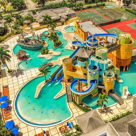 10 Best All-Inclusive Family Resorts in Jamaica | Things to do in Jamaica Things To Do In Jamaica, Jamaica All Inclusive, Family Vacation Planning, Jamaica Resorts, Best Family Vacations, Family Vacation Destinations, Family Resorts, Family Travel Destinations, Waterpark