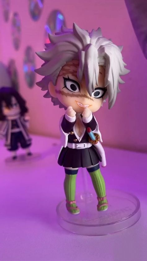 Bald Demon Slayer Characters, Sanemi Cursed, Bald Tanjiro, Demon Slayer Cursed Ships, Mitsuri Nendoroid, Cursed Demon Slayer Ships, Kny Nendoroid, Sanemi Funny, Demon Slayer Cursed