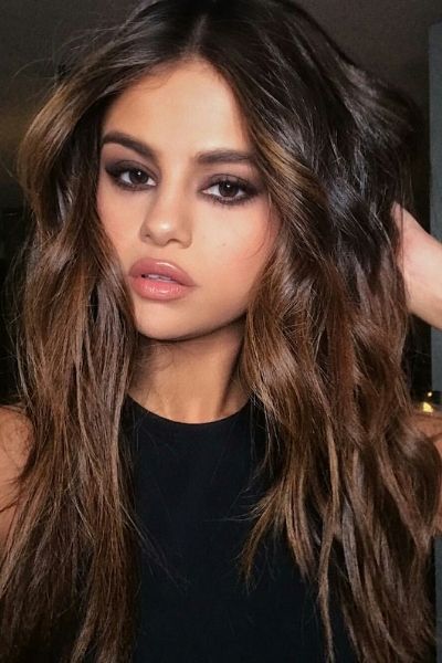 Selena Gomez Hair, Asymmetrical Hairstyles, Polo Match, Red Highlights, Ombré Hair, Hair Styles 2017, Funky Hairstyles, Haircuts For Long Hair, Summer Hair Color