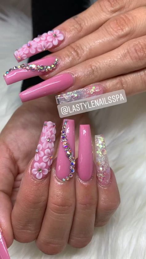 Nails With Strass Sparkle, Nails With Strass, Video Nails, Acrylic Nail Designs Coffin, Mani Ideas, Acrylic Pink, Nail Acrylic, La Style, Style Nails