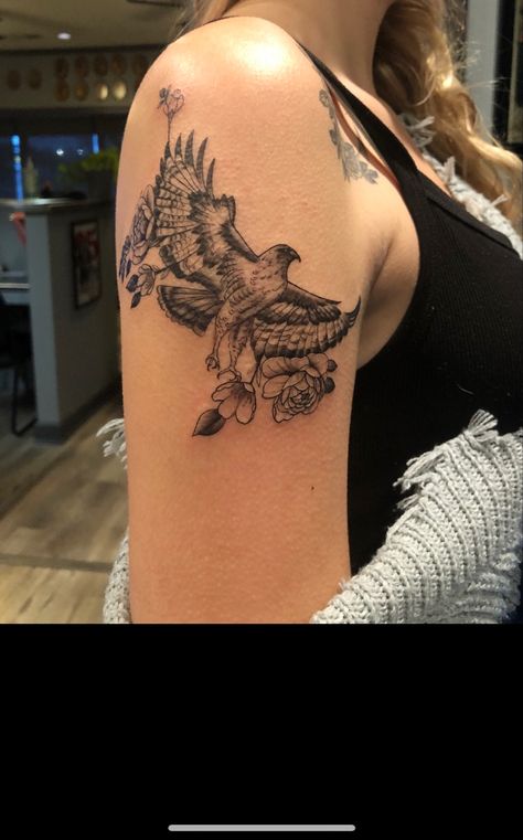 Bald Eagle Tattoo For Women Shoulder, Feminine Hawk Tattoo Beautiful, Hawk With Flowers Tattoo, Osprey Tattoo Ideas, Hawk Tattoo Feminine Shoulder, Hawk Tattoo Women, Eagle Tattoo With Flowers, Eagle Calf Tattoo, Red Tailed Hawk Tattoo Feminine