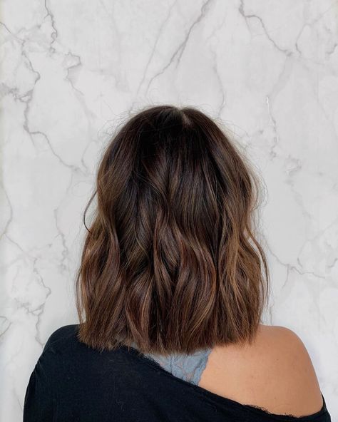 Short Hairstyles For Brown Hair, Beachy Long Bob, Short Haircuts Brown Hair, Hair Lengths Short, Collar Bone Length Hair With Face Framing, Summer Bob Haircut, Wavy Brunette Bob, Going Lighter From Dark Hair, Brunette Hair Shoulder Length