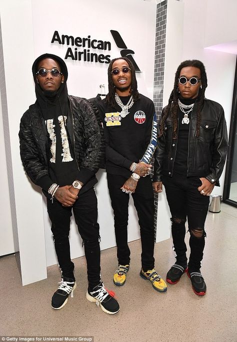 Offset, Quavo and Takeoff Migos Fashion, Baggy Jeans Outfit 90s, Quavo Offset, Migos Quavo, Migos Rapper, African Tattoo, Baggy Jeans Outfit, Motivation Money, Karl Kani