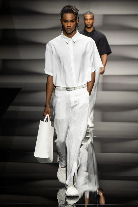 Emporio Armani Spring 2023 Menswear Collection | Vogue Armani Spring 2023, 2023 Menswear Fashion Show, Mens Runway, Older Mens Fashion, White Dress Shoes, Menswear Runway, Menswear Fashion Show, Runway Trends, Menswear Fashion