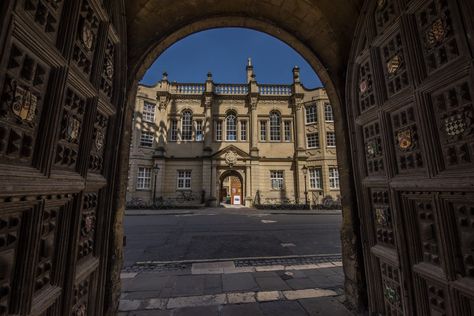 We think Hertford can give you the best experience in Oxford University. Find out why. How To Get Into Oxford University, New College Oxford, Oxford University Poster, Hertford College Oxford, Somerville College Oxford, University Of Oxford, College University, Oxford University, Undergraduate