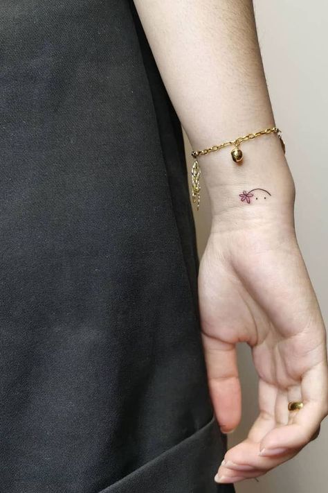 Minimal Tatoo, Writer Tattoo, Love Wrist Tattoo, Unique Wrist Tattoos, Wrist Tattoo Ideas, Bird Tattoo Wrist, Bookish Tattoos, Tiny Wrist Tattoos, Small Girly Tattoos