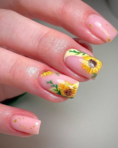 23 Ideas for Fall Sunflower Nails 2024 | Cute Designs, Acrylic, Art & More Fall Sunflower Nails, Short Nail Shapes, Sunflower Nail Designs, Sunflower Nail, Orange Nail Art, Sunflower Nail Art, Brown Nail Art, Nails Minimalist, Nail Types