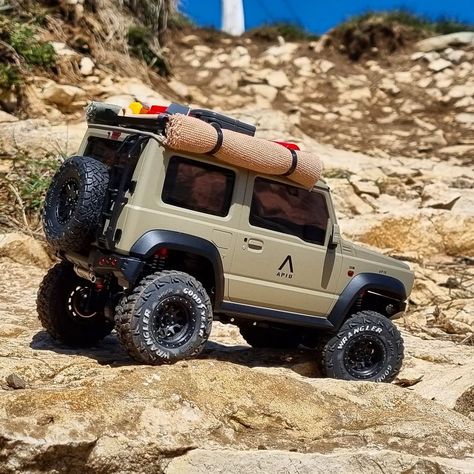 Mountain Trail RC on Instagram: “⛰️ Lovely colors @wt_micro 0.7 wheels and @rc4wd 0.7 Wrangler MTR @kyosho_rc_models_official MINI Z 4X4 JIMNY SIERRA APIO TS4…” Micro Rc, Jimny Sierra, Rc Off Road, Mountain Trail, Suzuki Samurai, Mountain Trails, Rc Model, May 7, Lovely Colors