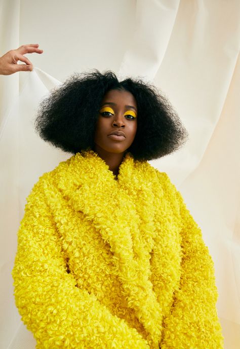 Julia Johnson, Curly Lace Front Wigs, Photoshoot Concept, Yellow Aesthetic, Mellow Yellow, Brown Skin, Mode Inspiration, Photography Inspo, Black Is Beautiful