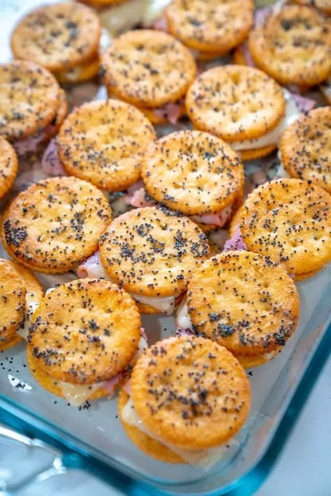 Ritz Cracker Party Sandwiches, Baked Sandwiches, Ham Sliders, Ritz Cracker, Party Sandwiches, Easy Finger Food, Finger Foods Easy, Appetizers Easy Finger Food, Dips And Appetizers