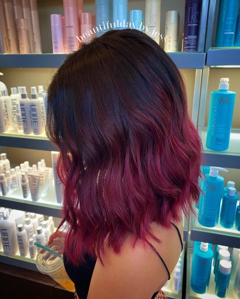 Dark Pink Hair Underneath, Burgundy Ombre Hair Short, Dark Pink Hair Streaks, Pink Hair With Dark Hair, Burgundy Balayage Straight Hair, Straight Hair Purple Highlights, Short Burgundy Hair With Highlights, Xmondo Hair Color Berry, Hair Colour Ideas For Short Hair Shoulder Length