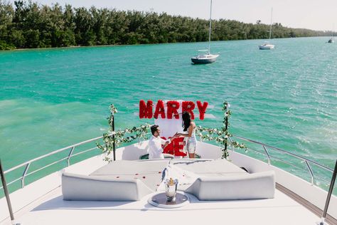 Yacht Proposal Ideas, Miami Proposal Ideas, At Home Proposal Ideas, Proposal Setups, Home Proposal Ideas, At Home Proposal, Yacht Proposal, Cruise Proposal, Yacht Shoot