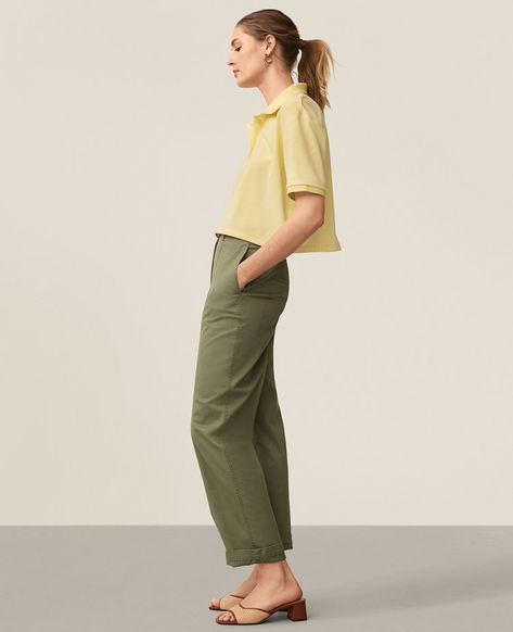 The Petite High Rise Eva Ankle Pant Green Flats Outfit, Olive Outfits, Ankle Pants Outfit, Green Denim Pants, Olive Green Pants Outfit, Travel Pants Women, Olive Chinos, Linen Ankle Pants, Green Pants Outfit