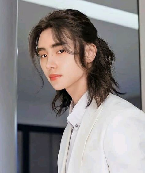 Half Up Mens Hair, Chinese Male Long Hair, Wolfcut Ponytail Men, Half Up Half Down Men Hair, Korean Face Claims Male Long Hair, Asian Guys Long Hairstyles, Messy Long Hairstyles Men, Japanese Male Long Hair, Long Hair Styles Men Asian