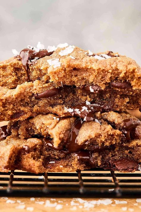 Whole Wheat Chocolate Chip Cookies Recipe - w/ Coconut Oil Whole Wheat Chocolate Chip Cookies, Wheat Chocolate Chip Cookies, Whole Wheat Cookies, Coconut Oil Chocolate, Oatmeal Chocolate Chip Cookie Recipe, Mousse Cake Recipe, Healthy Chocolate Chip Cookies, Brown Sugar Cookies, Wheat Recipes