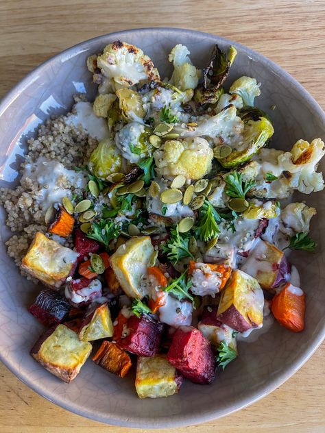 Winter Grain Bowl Chicken Grain Bowl, Sprouting Quinoa, Eating Seasonally, Quinoa Sweet Potato, Oil Free Vegan Recipes, Root Veggies, Grain Bowl, Winter Vegetables, Oil Free Vegan