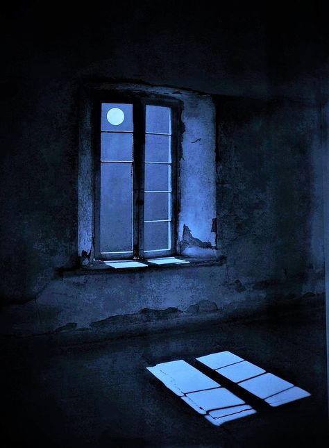 Acrylic Painting Ideas, Arte Peculiar, Canvas Painting Ideas, Empty Room, 수채화 그림, Ethereal Art, Night Aesthetic, Moon Art, The Window