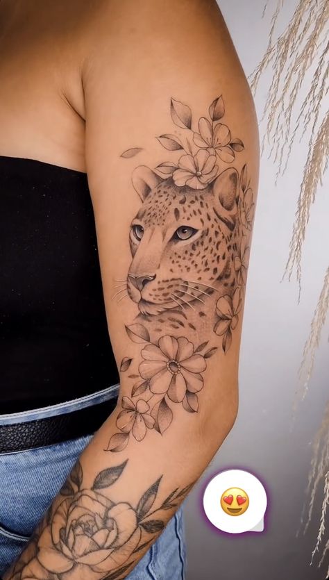 Cheetah Family, Tattoos Mom, Cheetah Tattoo, Woman Tattoos, Flower Tattoo Ideas, Family Tattoo, Hip Tattoos Women, Family Tattoos, Hip Tattoo