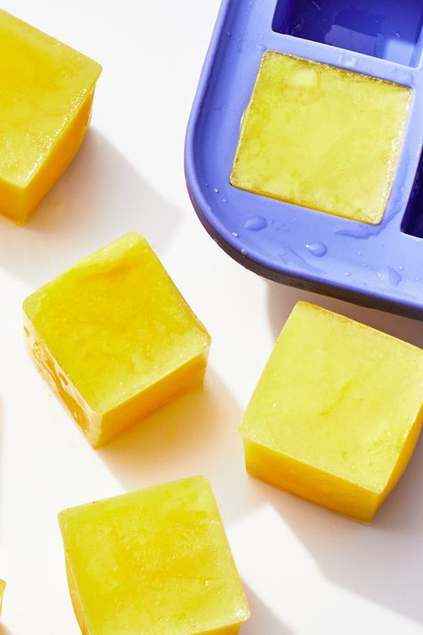 Desperate for a way to soothe stomach aches without adding medication into the mix? Put ginger shots into ice cubes and put them in drinks for tummy ease. Blend together ginger, lemon juice, and apple, then pour through a sieve and straight into an ice cube tray. Pop a cube or two into a full glass of water and wait until the cube is about half melted. The ginger-infused water is spicy-sweet and refreshing—and it gets even tastier as the ice continues to melt. Frozen Ginger Shots, Ginger Ice Cubes, Shrub Recipe, Ginger Shots, Ginger Shot, Ginger Juice, Morning Smoothie, Upset Stomach, Healthy Ideas