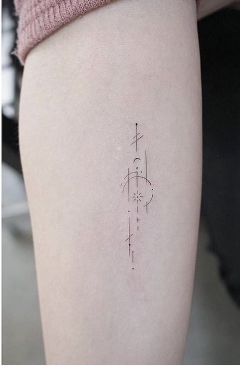 Flute Tattoo, Beautiful Spine Tattoos, Meaningful Symbol Tattoos, Motherhood Tattoos, Female Warrior Tattoo, Minimal Tattoo Designs, Minimal Tattoo Ideas, Spine Tattoo Ideas, Minimalistic Tattoo