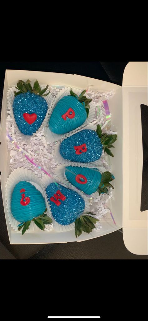 Strawberry Promposal, Chocolate Covered Strawberry, Prom Proposal, Covered Strawberries, Chocolate Covered Strawberries, Chocolate Covered, Strawberries, Prom, Turquoise