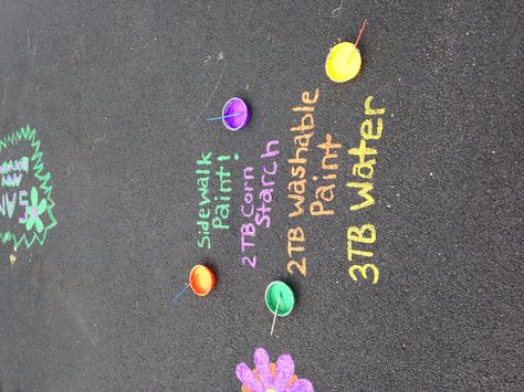 Sidewalk paint for filling the water balloons for a real life Splatoon match! Fun Chalk Art, Sidewalk Paint, Sidewalk Chalk Art, Sidewalk Art, Craps, Chalk Drawings, Sidewalk Chalk, Water Balloons, Toddler Fun