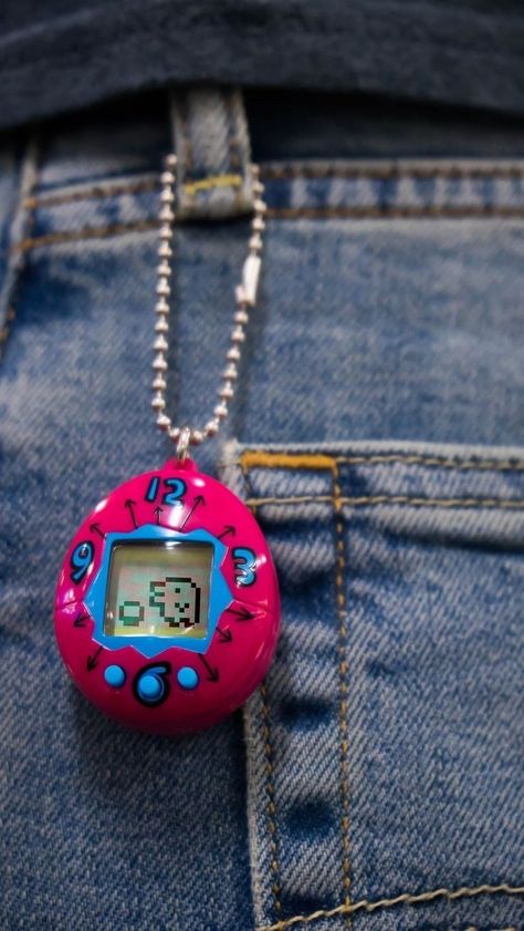 Tamagotchi Aesthetic, Online Store Design, Retro Gadgets, Virtual Pet, 90s Nostalgia, Retro Aesthetic, Cool Stuff, Store Design, Things To Buy