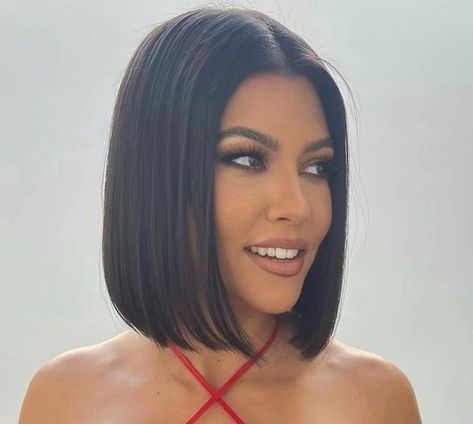 Hair Balayage Ideas, Kourtney Kardashian Hair, Pixies Haircut, Balayage Ideas, Short Haircut Styles, Lob Hairstyle, Hair Balayage, Short Hair Balayage, Hair Color And Cut