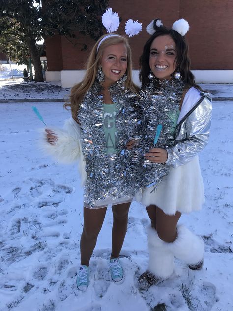 Winterwonder Land Theme Party Outfit, Winter Wonderland Sorority Theme, Sorority Ski Theme, Winterwonder Land Theme, Winter Bid Day Themes, Ski Bid Day Theme Sorority, Ice Bid Day Theme, Winterwonder Land Theme Party, Winterwonder Land