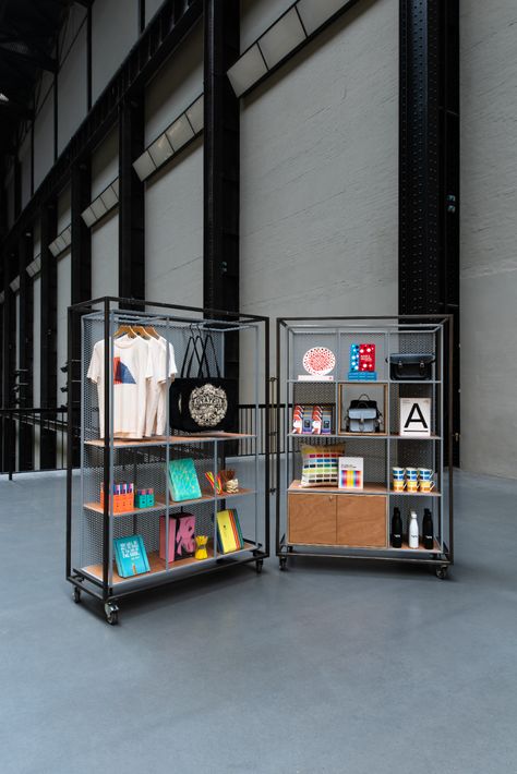 FRAME | A mobile kiosk at Tate Modern challenges the traditional giftshop model