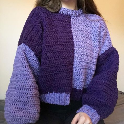 Olivia Made on Instagram: “Two Toned Purple Sweater 💜” Crochet Sweat Shirt, Crochet Sweater Design, Diy Vetement, Crochet Inspo, Crochet Fashion Patterns, Ropa Diy, Purple Sweater, Sweater Crochet Pattern, Diy Crochet Projects