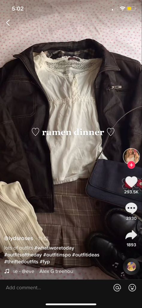 Ramen Date Outfit, Ramen Date, Ramen Dinner, Alex G, Date Outfit, Thrifted Outfits, Date Outfits, Off Duty, Concert Outfit