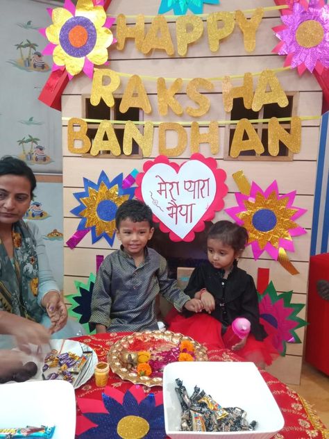 Board Decoration On Raksha Bandhan, Raksha Bandhan Decoration In School, Rakshabandhan Decoration Ideas At Home, Rakhi Celebration Ideas In School, Rakshabandhan Board Decoration, Rakhi Decoration Ideas For School, Raksha Bandhan Decoration, Rakshabandhan Decoration, Softboard Ideas