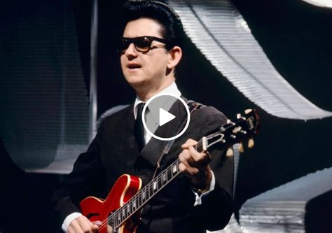 Timeless Golden Oldies Great Song Lyrics, Roy Orbison, Golden Oldies, Greatest Songs, Play Music, Pretty Woman, Song Lyrics, To Play, Songs