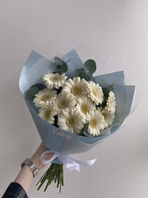 Paper Flower Bouquet Aesthetic, Buqet Flowers Aesthetic, Gardenia Bouquet, Gerbera Bouquet, Flower Boquet, Flower Bouquet Diy, Bouquet Gift, Boquette Flowers, Bouquet Flower