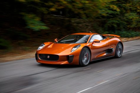 Jaguar C-X75 Gallery. #supercars #hypercars #conceptcars #jaguar #jaguarCX75 Aston Martin Db10, Jaguar Auto, Jaguar Sport, Luxe Auto's, Aston Martin Rapide, Electric Sports Car, New Jaguar, Jaguar (cars), Bond Cars