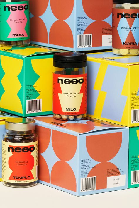 Product Branding Design, Product Advertising Design, Vitamins Packaging, Colorful Packaging Design, Cool Packaging Design, Pill Packaging Design, Product Design Inspiration, Energy Branding, Ingredients Design