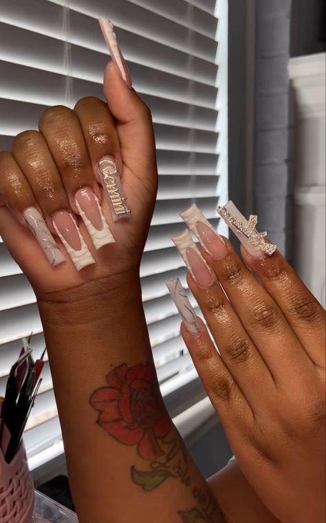 Glittery Acrylic Nails, Nail Cam, Nails Long Square, Fye Nails, Long Square Nails, Backpack Essentials, Colored Acrylic Nails, French Tip Acrylic Nails, Short Square Acrylic Nails