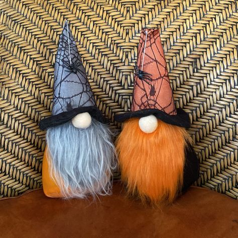 Set Of 2 Halloween Gnomes Both Have Hanging Spiders Off Of Their Hats So Cute! Measure 12" In Height Base Is 5" Across Happy Halloween! Gnome Halloween Decorations, Cork Gnomes, Halloween Painted Knomes, Halloween Gnomes Ghost, Gnomes Halloween, Crafting Party, Gnome Halloween, Holiday Gnomes, Halloween Crafting