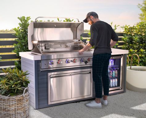 Steel Outdoor Kitchen, Outdoor Kitchen Kits, Grill Island, Stainless Steel Art, Free Kitchen Design, Artificial Wood, Outdoor Kitchen Island, Stainless Steel Grill, Integrated Fridge