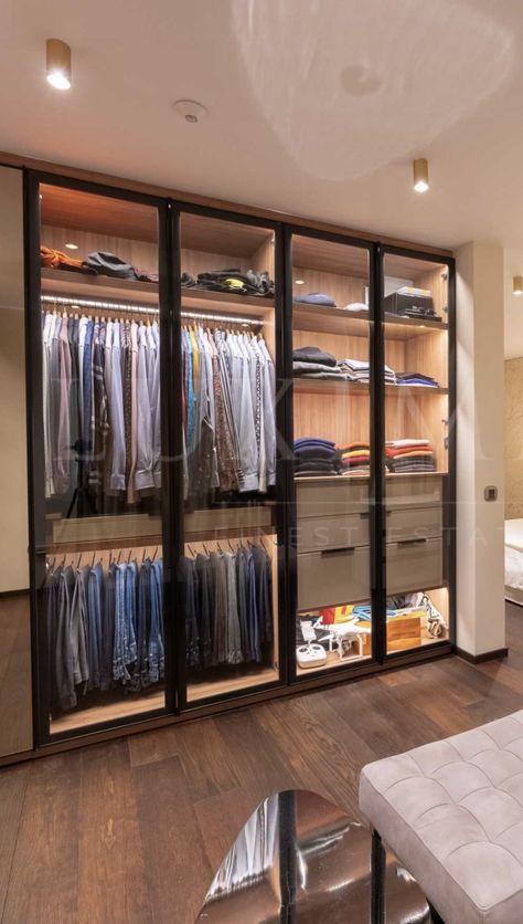 Modern Wardrobe Design, Small Dressing Rooms, Armoire Dressing, Dream Closet Design, Walk In Closet Design, Closet Design Layout, Luxury Closets Design, Closet Renovation, Wardrobe Interior Design