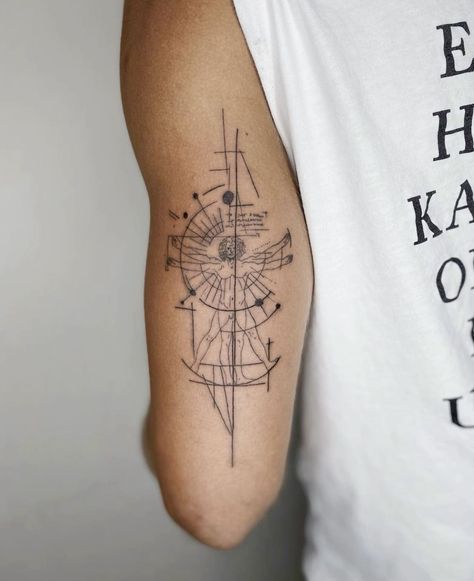 Thomas Tattoo, Mandala Compass Tattoo, Tattoo Ideas For Guys, Tricep Tattoos, Tattoo Quotes About Life, Compass Tattoo Design, Inspiration Tattoos, Leg Tattoo Men, Arrow Tattoos