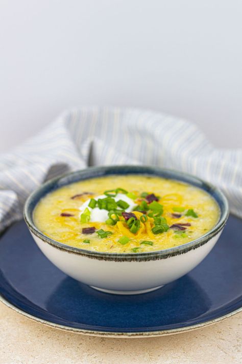 This hash brown potato soup is your shortcut to a cozy bowl of creamy and cheesy potato soup. No need to thaw, peel, or chop, and everything is done in one pot! Soup With Hashbrowns, Potato Soup With Hashbrowns, Hash Brown Potato Soup, Easy Hashbrowns, Chunky Soup, Bean And Bacon Soup, Cheesy Potato Soup, Potato Soup Crock Pot, Loaded Potato Soup