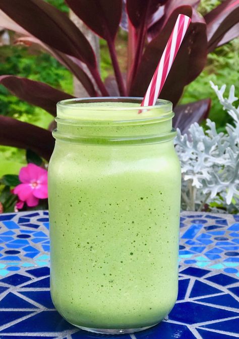 This delicious tropical green smoothie is the perfect post-workout protein solution for sensitive stomachs. It is made with ProHydrolase, which helps the body absorb protein supplements. #PoweredWithProtein #PoweredWithProHydrolase #ad Smoothies For Sensitive Stomach, Meals For Sensitive Stomachs, Runners Nutrition, Triathlon Nutrition, Best Post Workout Food, Cycling Nutrition, Ironman Training, Marathon Prep, Tropical Green Smoothie