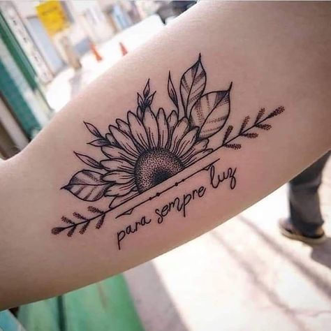 Wrist Hand Tattoo, Arm Cover Up Tattoos, Mandala Hand Tattoos, Mom Tattoo Designs, Sweet Tattoos, Cute Little Tattoos, Sunflower Tattoos, Name Tattoo Designs, Arrow Tattoos