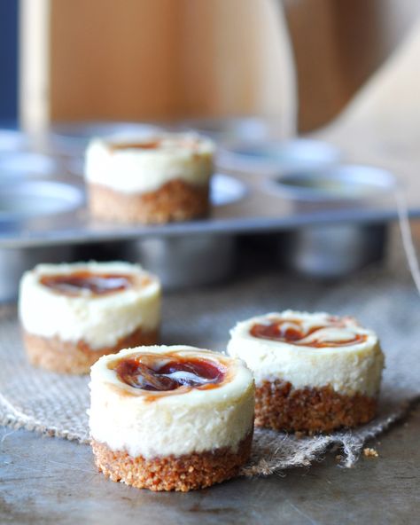 Mini Cheesecakes with Quince Jam on Almond Flour Crust {gf} — saltnpepperhere Almond Cheesecake Crust, Almond Crust Cheesecake, Almond Flour Crust Cheesecake, Almond Flour Cheesecake Crust, Gluten Free Tart Crust, Deserts With Cream Cheese, Quince Jam, Homecooked Food, Healthy Cheesecake Recipes