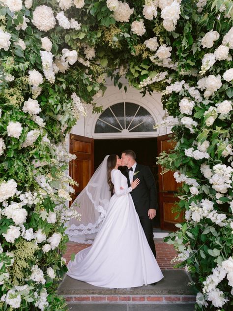 Inside Olivia Culpo and Christian McCaffrey’s Classic New England Wedding | Vogue Olivia Culpo Wedding Dress, Olivia Culpo Wedding, Wedding Vogue, Newport Mansions, Floral Archway, Christian Mccaffrey, Rhode Island Wedding, Photography Styles, When I Get Married